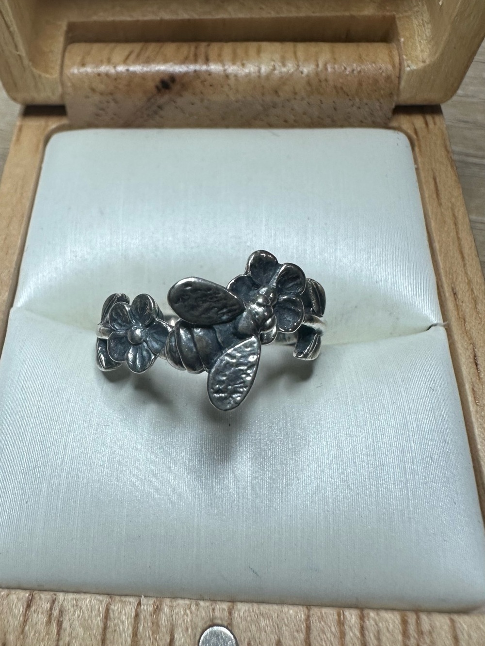 James Avery Silver Bee and Flower Ring